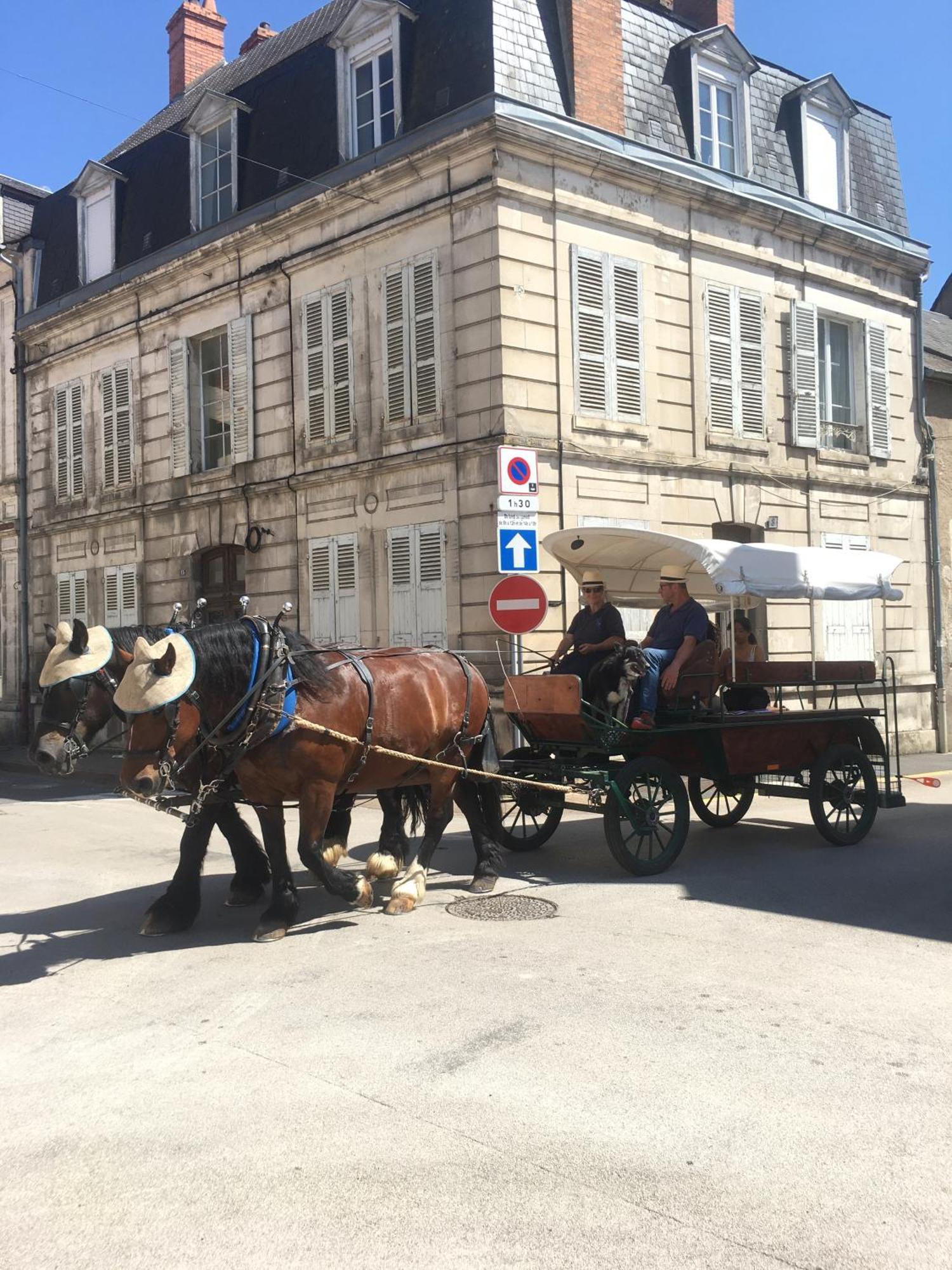 Le 1930, Chambres D'Hotes De Charme Cosne-Cours-Sur-Loire Ngoại thất bức ảnh